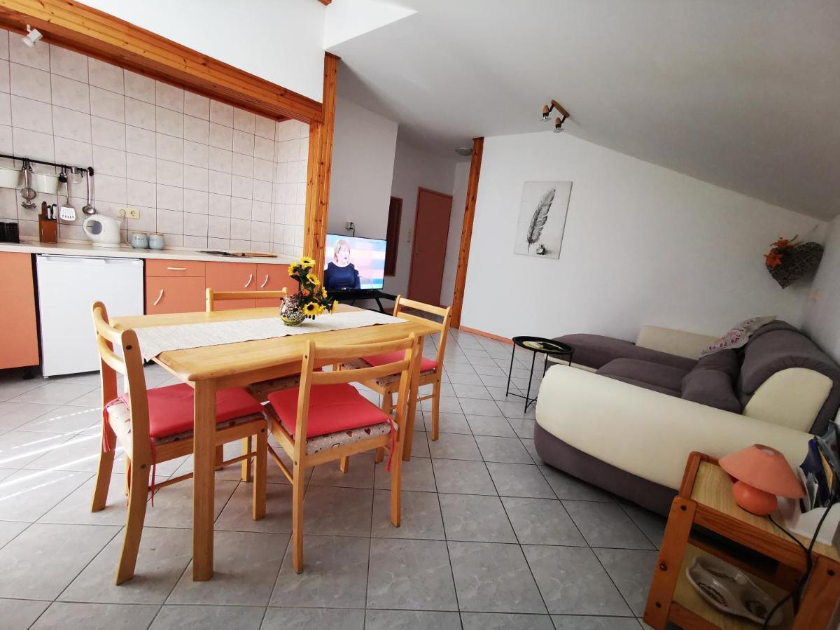 וודיצה Boutique Apartments Julija מראה חיצוני תמונה