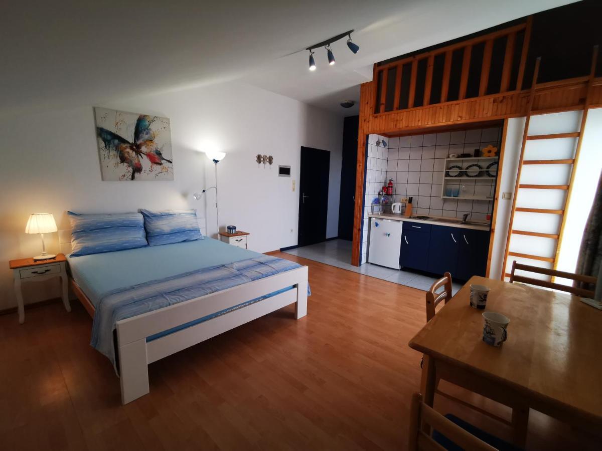 וודיצה Boutique Apartments Julija מראה חיצוני תמונה